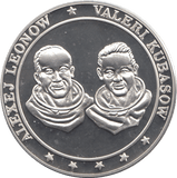 1975 SILVER PROOF APOLLO - SOYUZ FLIGHT COMMEMORATIVE MEDALLION - SILVER WORLD COINS - Cambridgeshire Coins