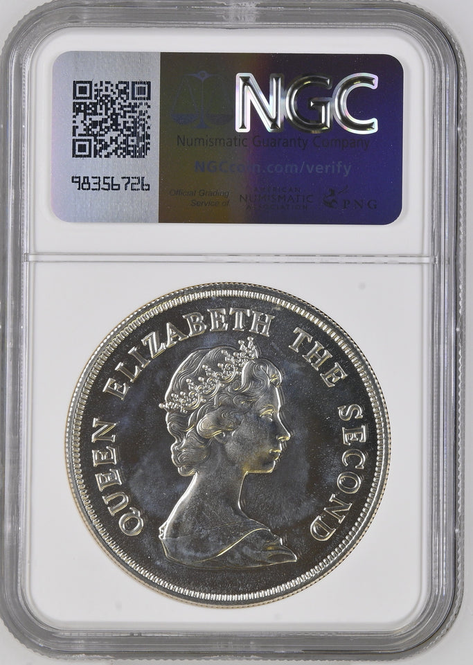 1979 SILVER FALKLAND ISLANDS CONSERVATION FLIGHTLESS STEAMER DUCK ( NGC ) MS68 - NGC SILVER COINS - Cambridgeshire Coins