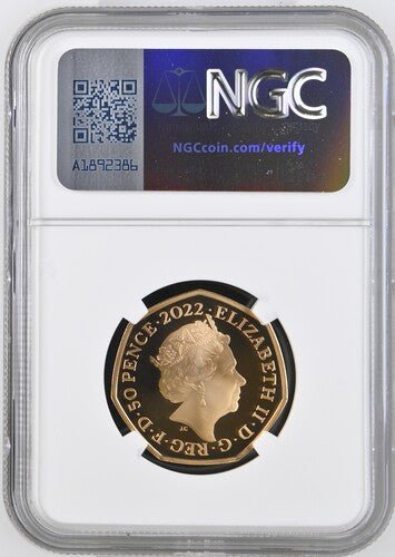 2022 GOLD PROOF 50P HARRY POTTER 25TH ANNIVERSARY NGC PF 69 ULTRA CAMEO - NGC GOLD 50P - Cambridgeshire Coins