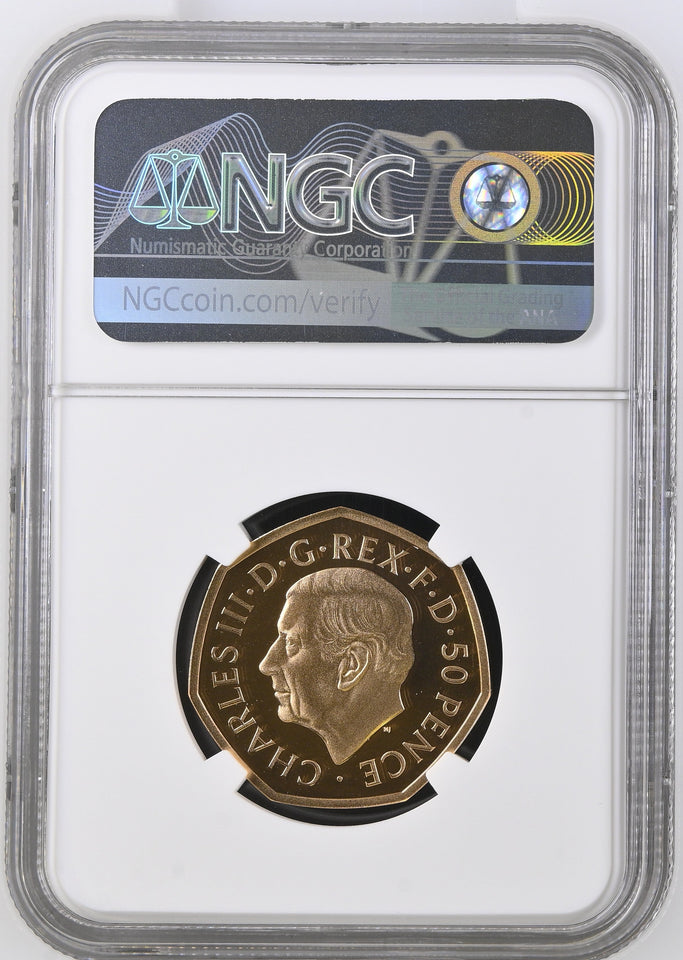 2022 GOLD PROOF 50P HM QE II MEMORIAL ULTRA CAMEO PF 70 - NGC GOLD 50P - Cambridgeshire Coins