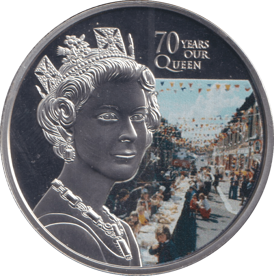 2022 ONE CROWN ASCENSION ISLAND PLATINUM PLATED 70 YEARS OUR QUEEN 5 - WORLD COINS - Cambridgeshire Coins
