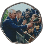 2023 50P SHAPED COIN LONG TO REIGN OVER US CHARLES III GREETING THE PUBLIC - 50P SHAPED COIN - Cambridgeshire Coins