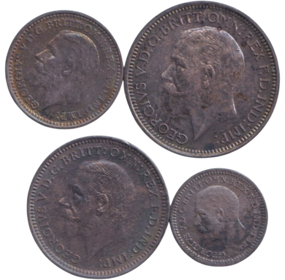 1932 MAUNDY SET ( UNC )