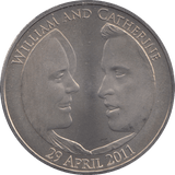 2011 FIVE POUND £5 WILLIAM AND CATHERINE BRILLIANT UNCIRCULATED BU - £5 BU - Cambridgeshire Coins