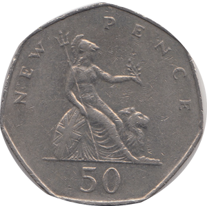 1970 CIRCULATED LARGE 50P BRITANNIA