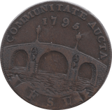 1795 HALFPENNY TOKEN SUFFOLK BECCLES CHURCH AND BRIDGE DH16 ( REF 140 )
